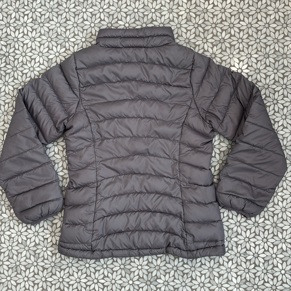 Girl's Patagonia Down Sweater in Smokey Violet, Size L(12) - Picture 2 of 12